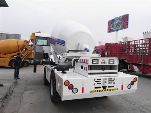 老司機(jī)強(qiáng)調(diào)的自上料攪拌車選用依據(jù)，少一個(gè)都不行